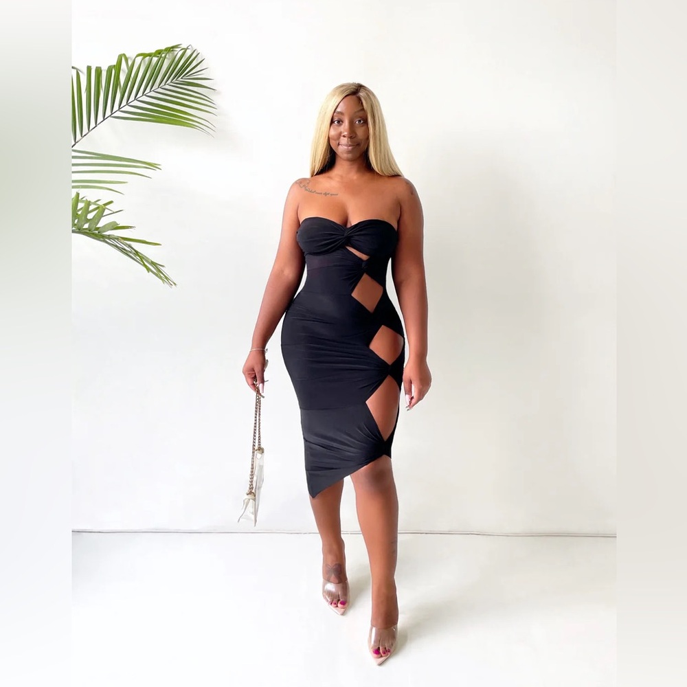 Make It To The Top Open Midi Dress